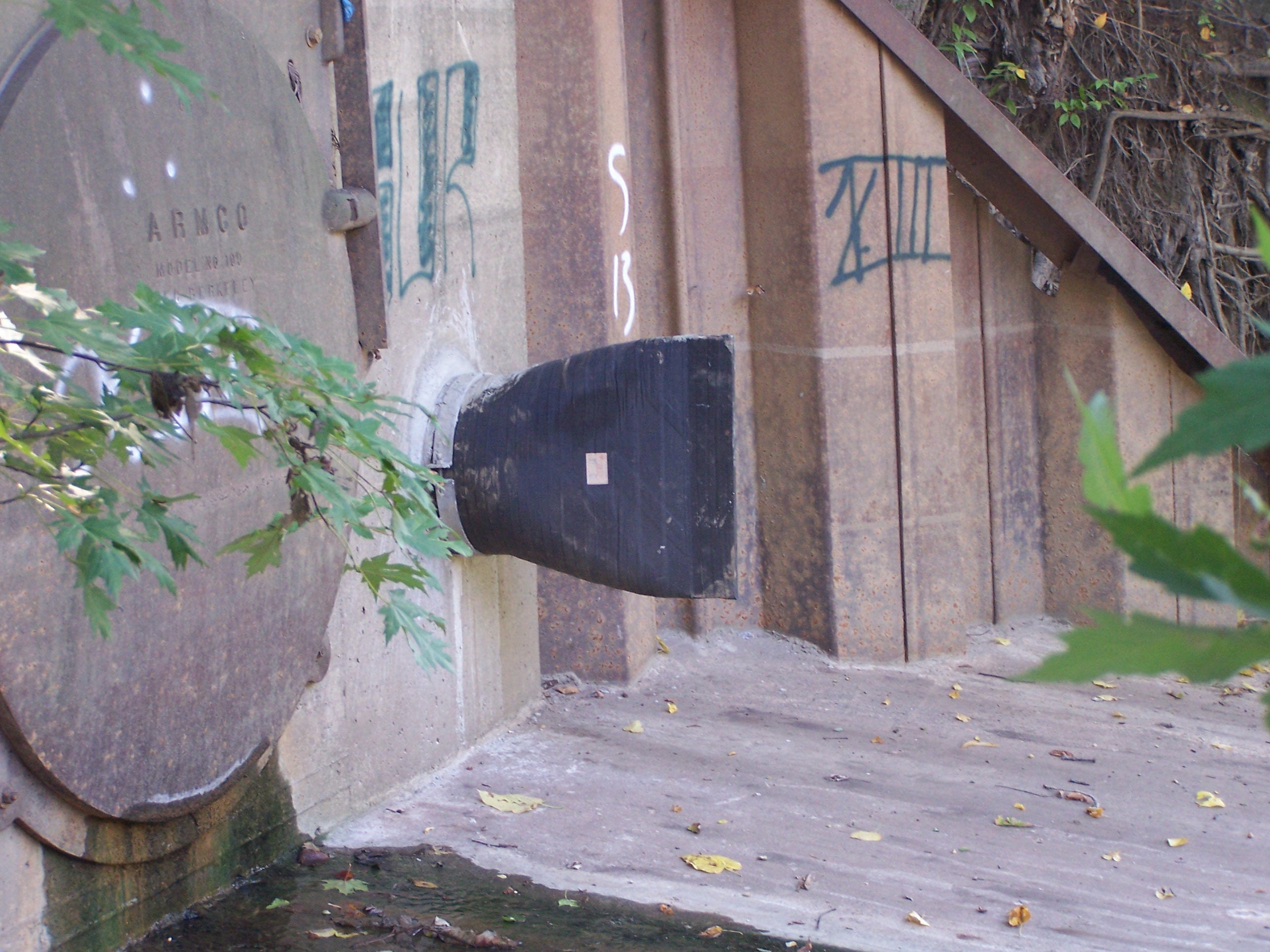 Larox/Larflex100_6769.JPG Larox/Larflex100_6769.JPG